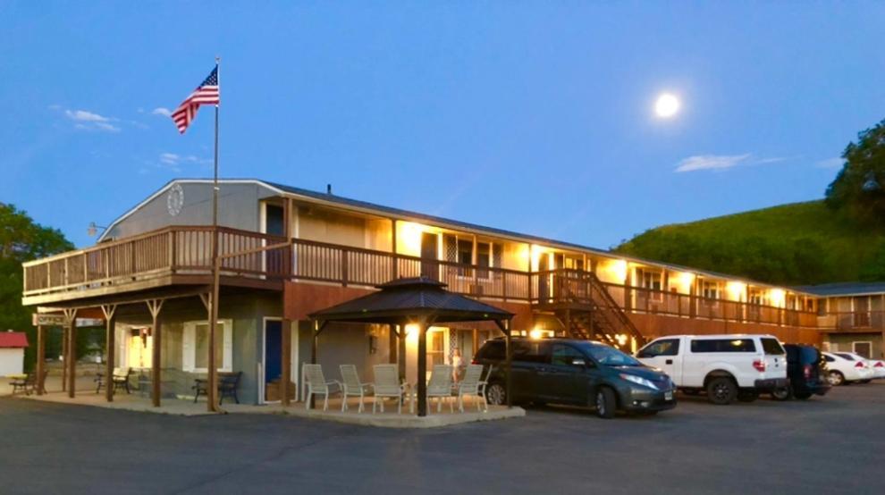 Americas Best Value Inn Sheridan Wy Bagian luar foto