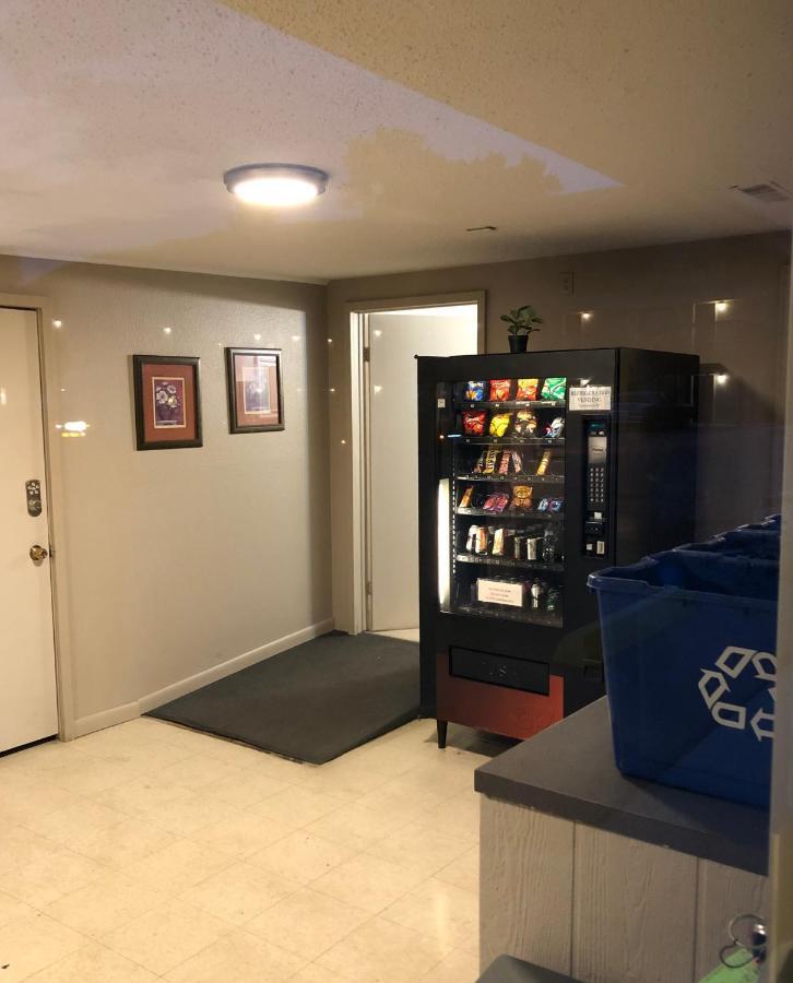 Americas Best Value Inn Sheridan Wy Bagian luar foto